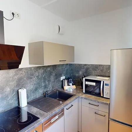 Apartment Kleines Urlaubsglueck, Oepnv Fusslaeufig Erreichbar Chemnitz